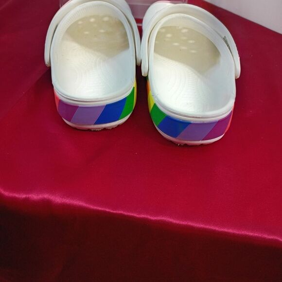Crocs Men's SZ 5 Women's SZ 7 Rainbow Pride White Slip On Shoes Sandals - Picture 7 of 9